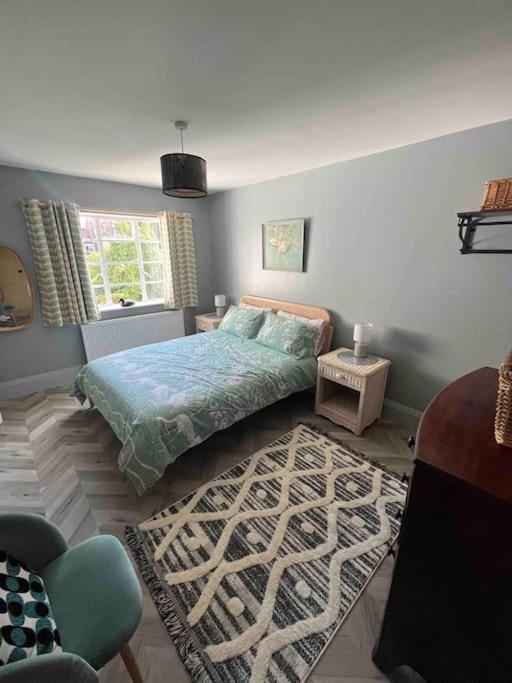 Spacious Semi-Detached Southsea House, Free Parking On Drive Πόρτσμουθ Εξωτερικό φωτογραφία