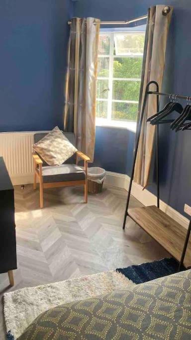 Spacious Semi-Detached Southsea House, Free Parking On Drive Πόρτσμουθ Εξωτερικό φωτογραφία