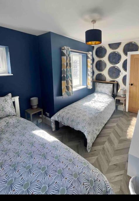 Spacious Semi-Detached Southsea House, Free Parking On Drive Πόρτσμουθ Εξωτερικό φωτογραφία